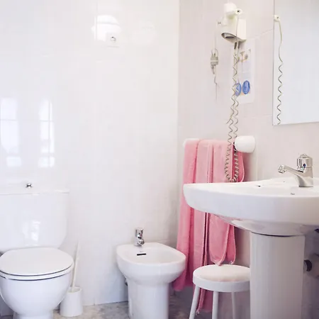 Dato Βιτόρια-Γκαστέις