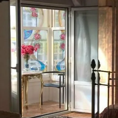 Dato Hotel Vitoria-Gasteiz